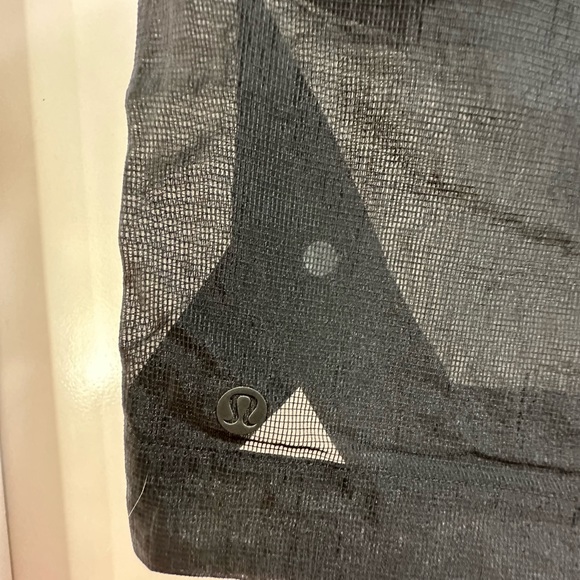 Lululemon Clear Intention Short - Picture 4 of 5